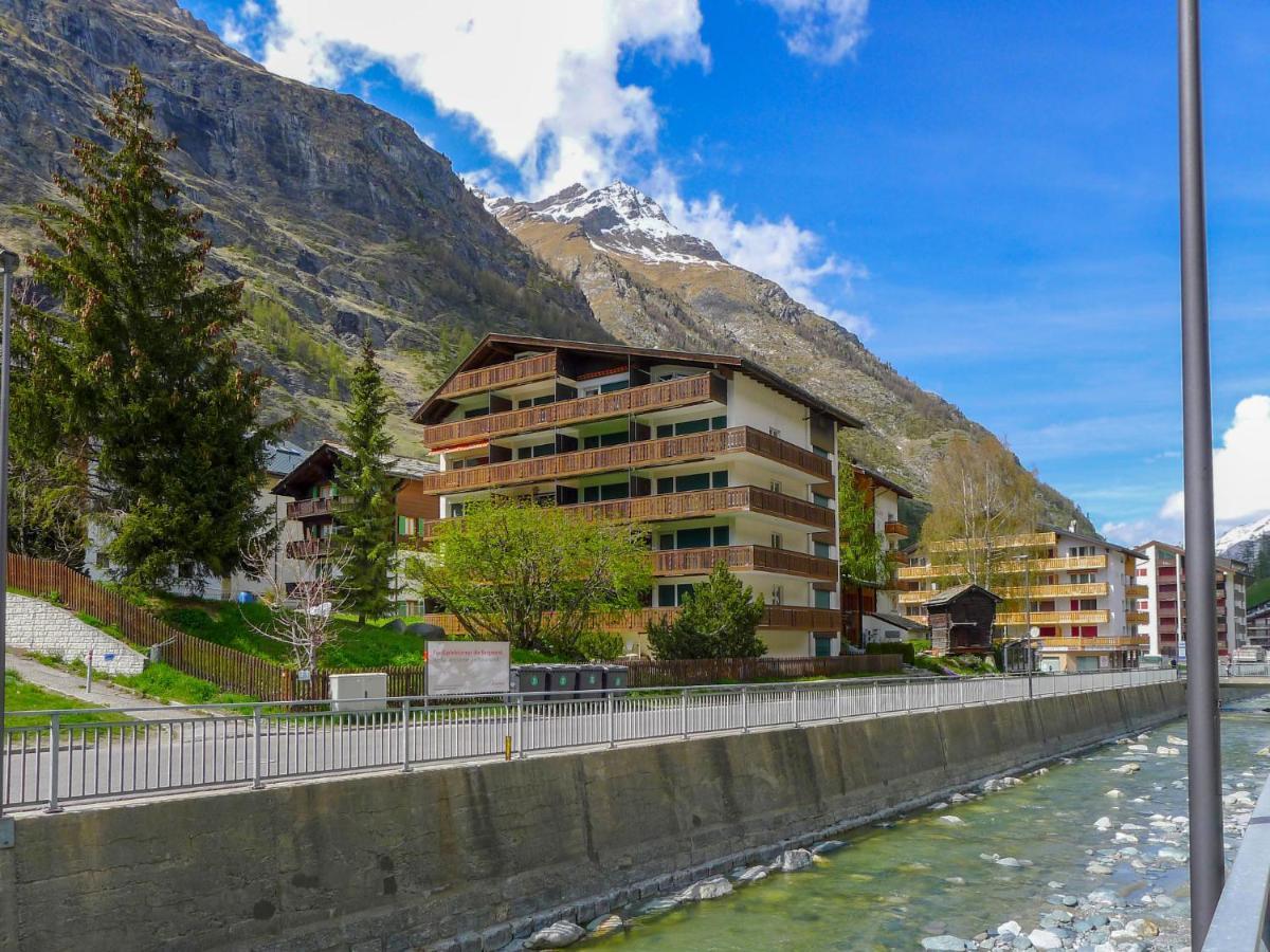 Apartment Matten - Utoring-13 By Interhome Zermatt Buitenkant foto